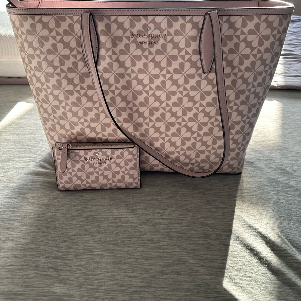Kate spade shoulder bag with matching wallet